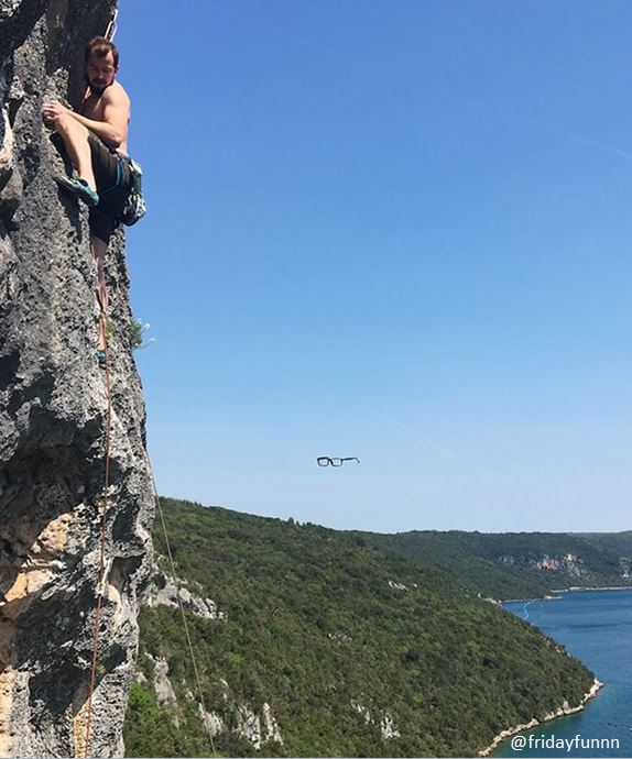 Is there a worse place to drop your specs? 😆