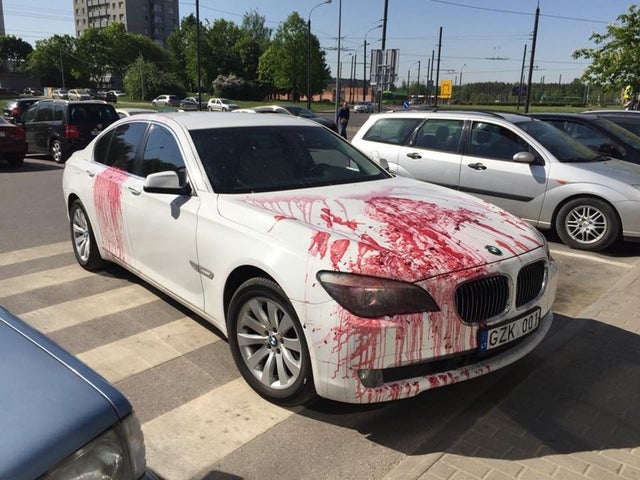 Pedestrians keep well away since my new paint job! 😀